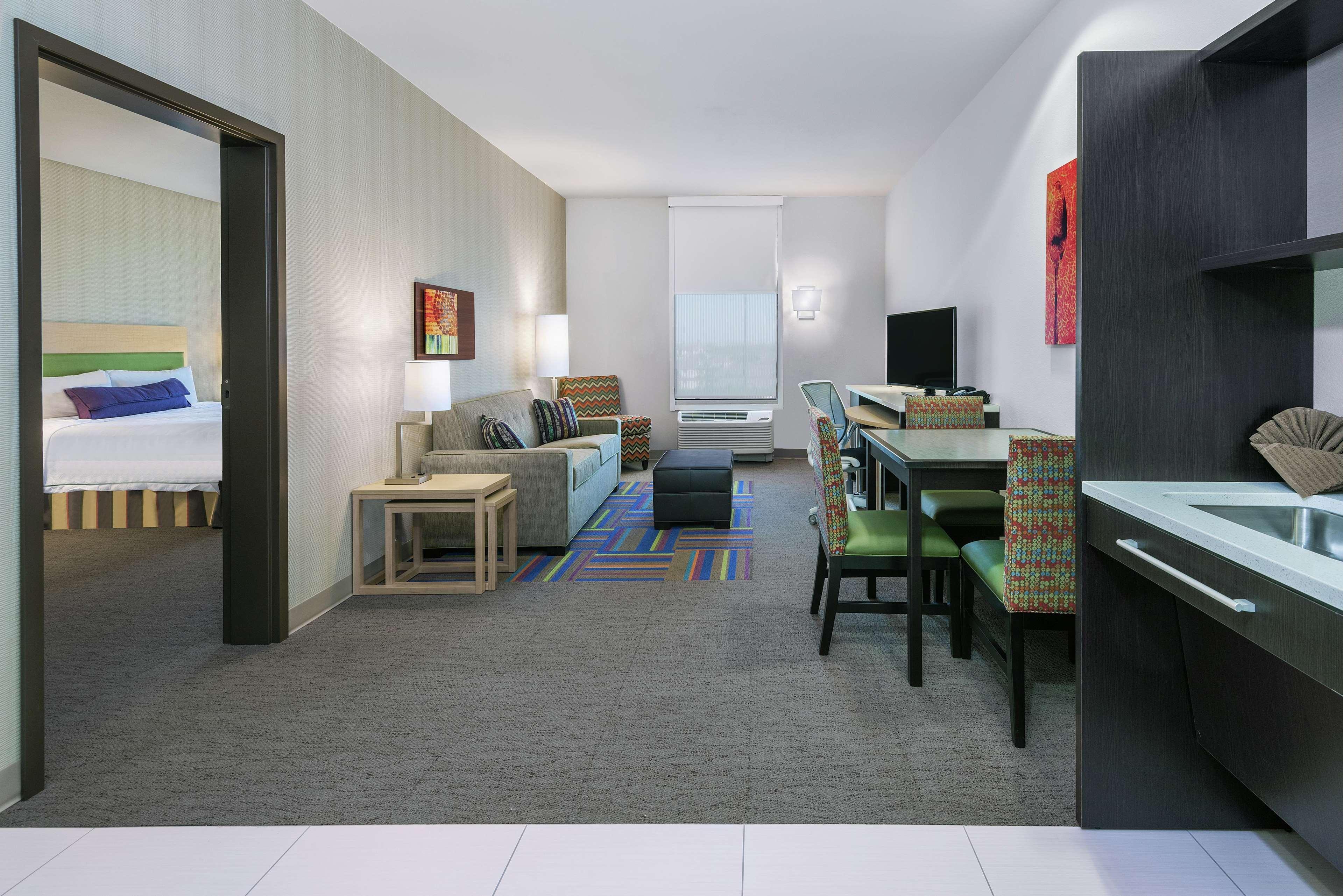 Home2 Suites By Hilton Austin Airport Экстерьер фото