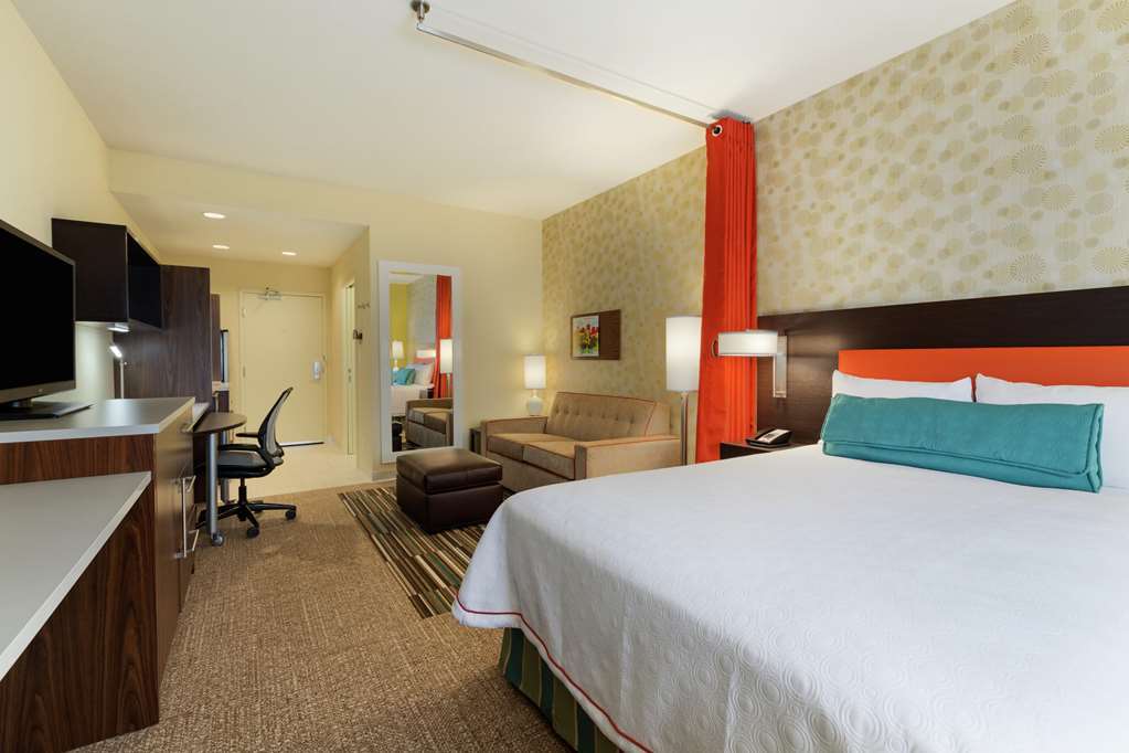 Home2 Suites By Hilton Austin Airport Номер фото